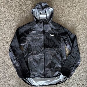RVCA Camo Black and Gray Camouflage Windbreaker Jacket Medium M